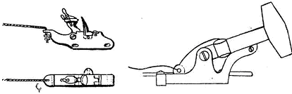 Курки для воспламенения заряда орудий: а - огниво с кремнем, b - курок с ударником